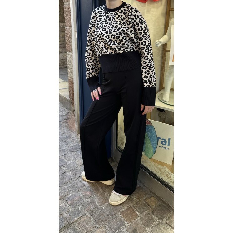 PULL COURT LEO